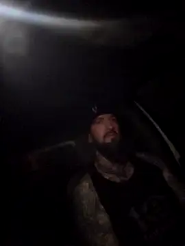 Beardedtattood live sex cam