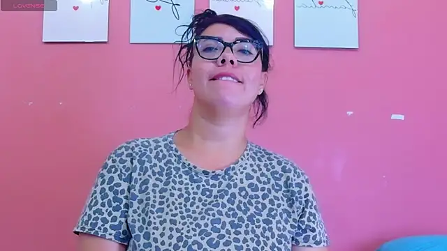 hotlatinateacher's cam snapshot