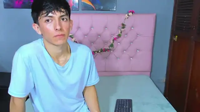 ElanGiraldo live sex cam