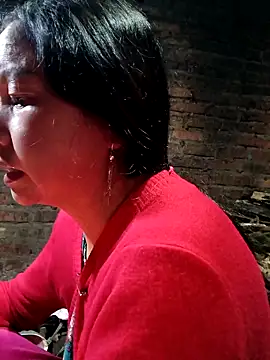 kemtuoi-sex's cam snapshot