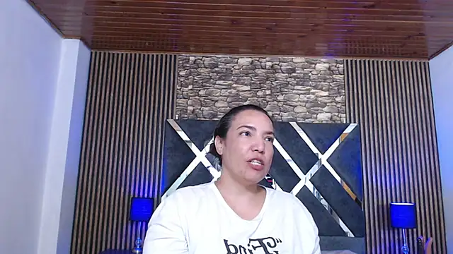 marie_hss's cam snapshot