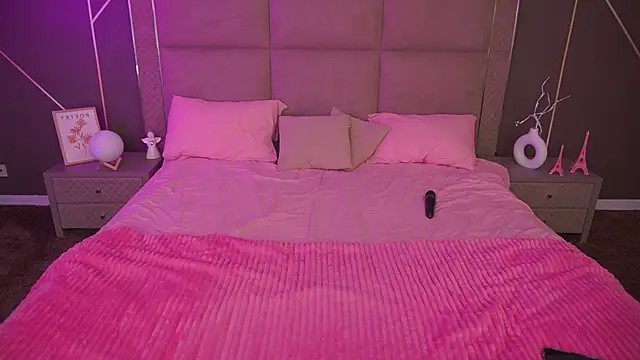 ArianaDarkk's cam snapshot