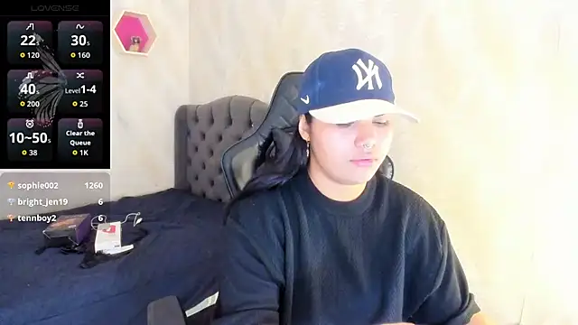 melany_rouse18 live sex cam