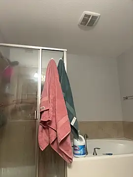 celeste103139's cam snapshot