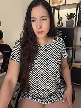 LittleDoll___'s cam snapshot