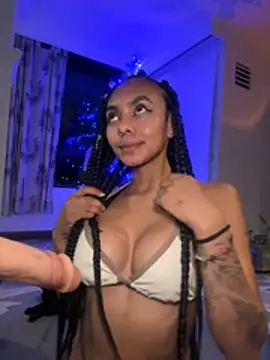 GiorgiaLuxee live sex cam