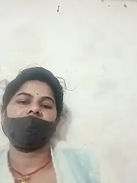 JULEE-740's cam snapshot