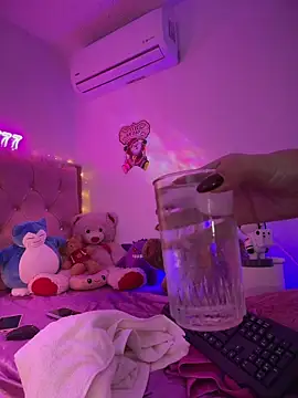 Teenjenn_'s cam snapshot