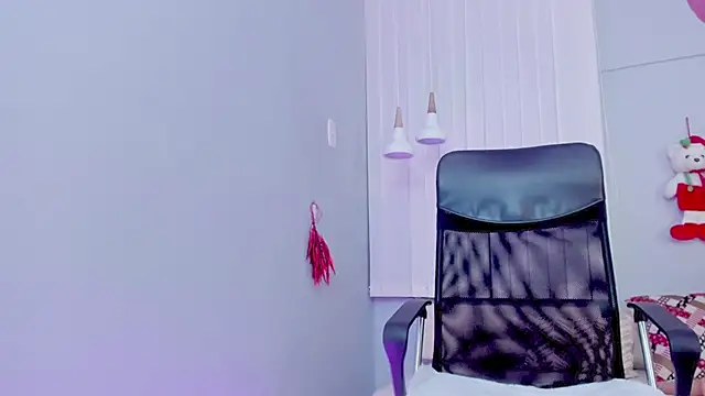 Cynthiaa_Hot_'s cam snapshot