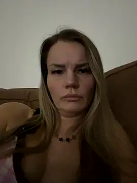 Cutebrowneyes_ live sex cam