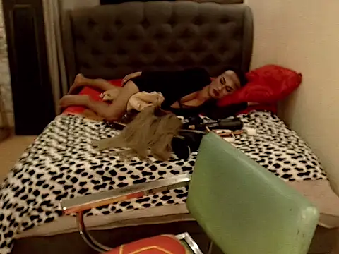 GODDESSxBELLA live sex cam