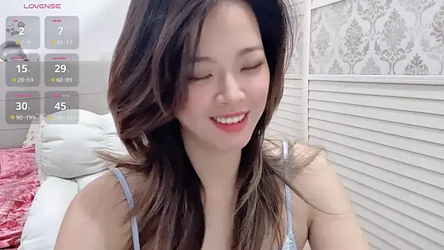 Holiland live sex cam