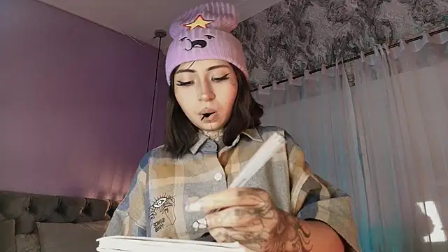 Evangeline_bell's cam snapshot