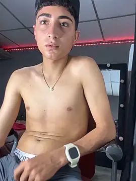 MathieuAGT live sex cam