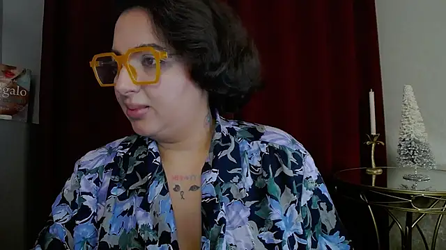 BustyAllyy live sex cam