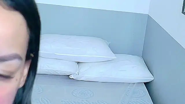 cutepetitee live sex cam