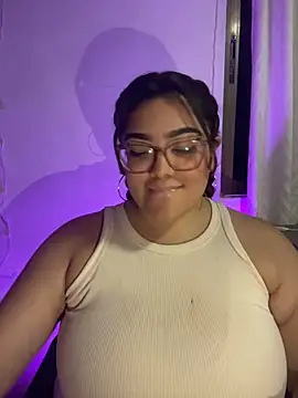 KathyGonzalez's cam snapshot