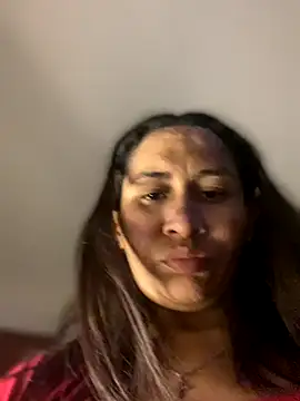 Carola-Ross live sex cam