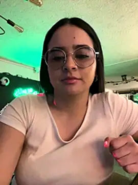 HANNAHBAKER00's cam snapshot