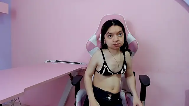 CharlotteMuller's cam snapshot