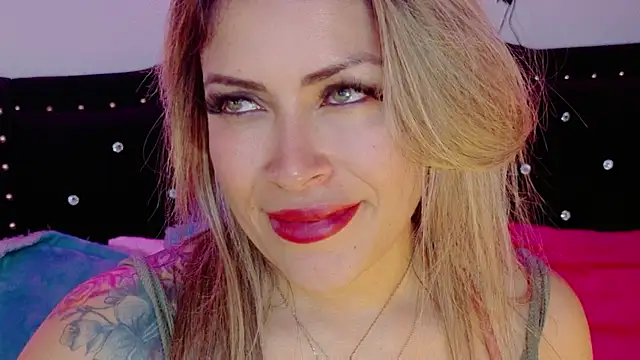 Natalia_Montoya's cam snapshot