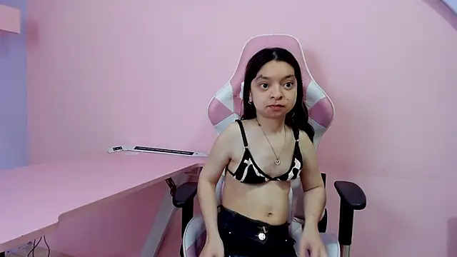 CharlotteMuller's cam snapshot