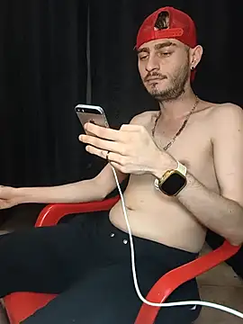 bigcockwhite777 live sex cam