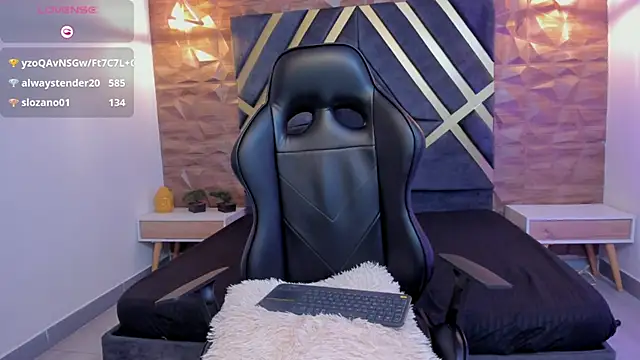 Alana_cox_'s cam snapshot