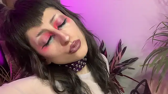 ELENA_UMBRA live sex cam