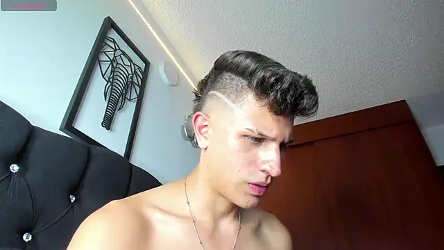 kevin_ahss live sex cam