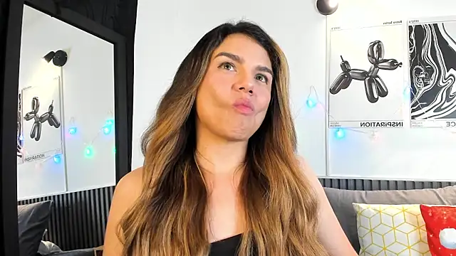 Cloe_Bonne live sex cam