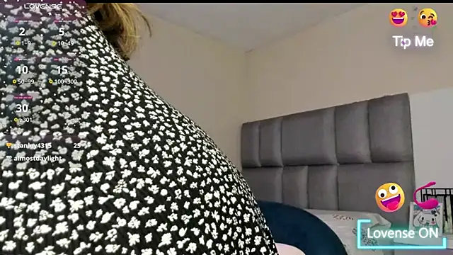 Charlotte7-7's cam snapshot