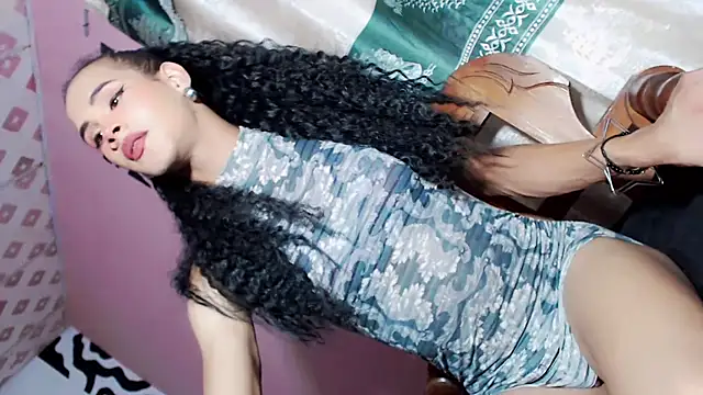 Babylolatop live sex cam