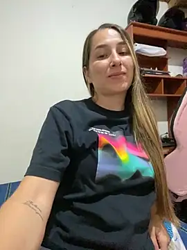 Iris_love18's web cam