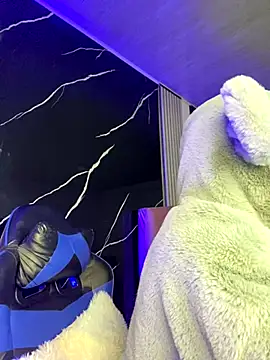 Ady_18's cam snapshot