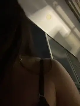 LisaGoddes's cam snapshot