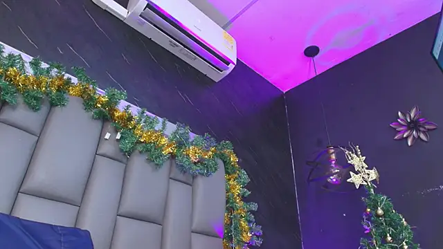 kissme_luna's cam snapshot