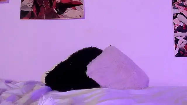 Luna-Chann's cam snapshot