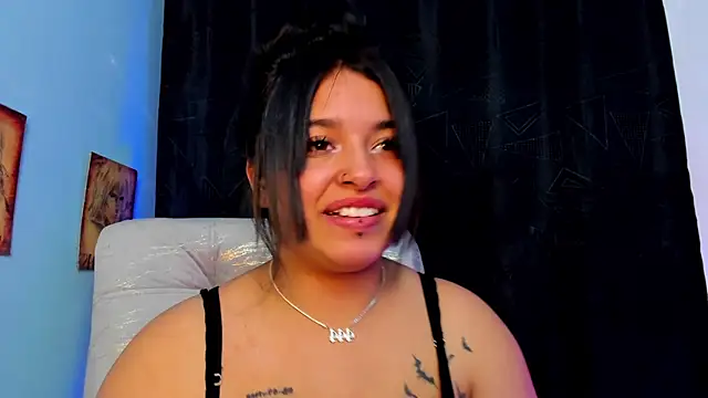 queen_salomme's cam snapshot