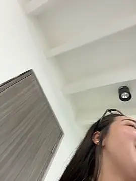 ava_blue live sex cam