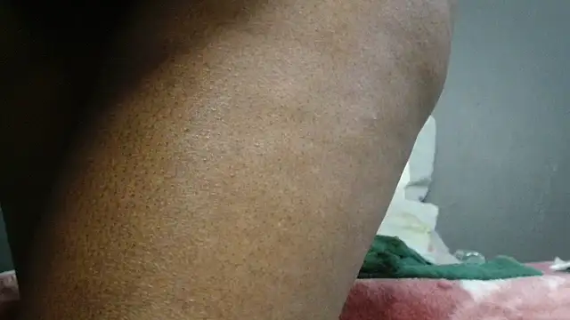 BustieMandy's cam snapshot