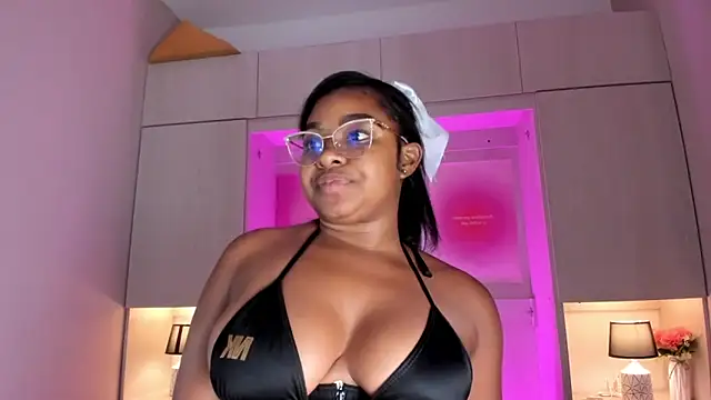 tamaraa_smiith's cam snapshot