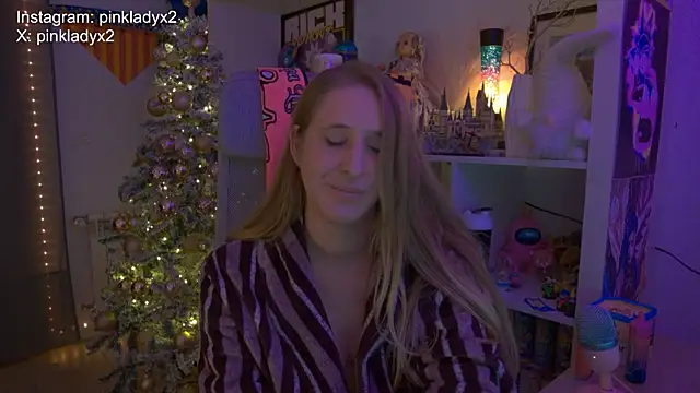 Pinkyladyxxx's web cam