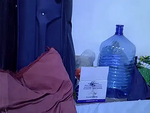 Adaline-Paris's cam snapshot