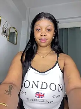 Queen_Tee23's cam snapshot