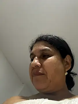 siri_duque's cam snapshot