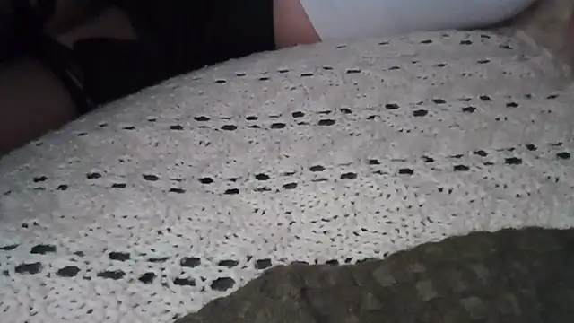 tattedsweets01's cam snapshot