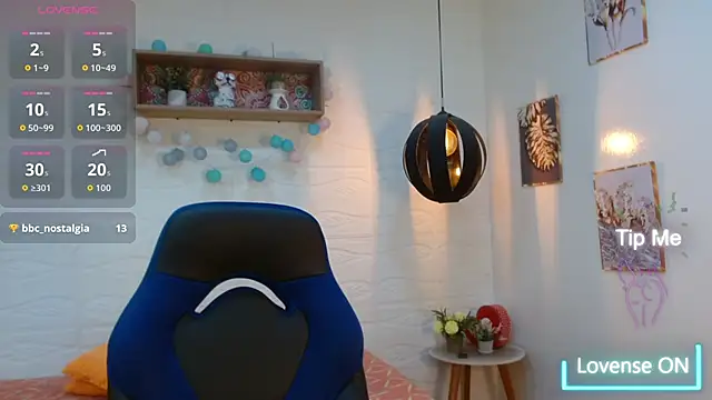 tulunaroja's cam snapshot