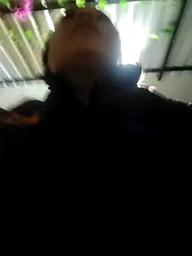 You-sexy-starr's cam snapshot