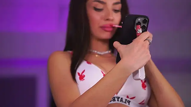 LalaRoze live sex cam